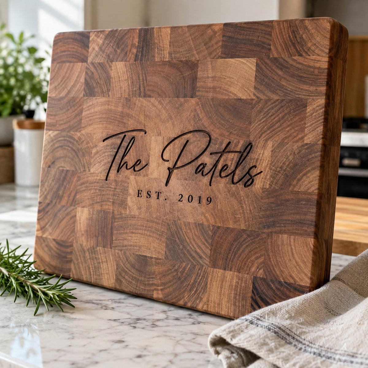 Engraved wooden chopping board