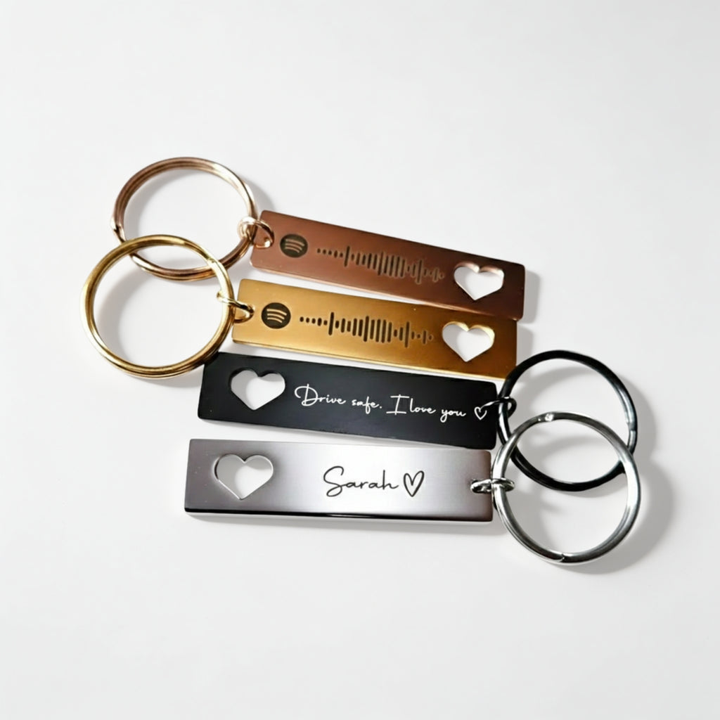 Personalised Scannable Keychain – engraved keyring
