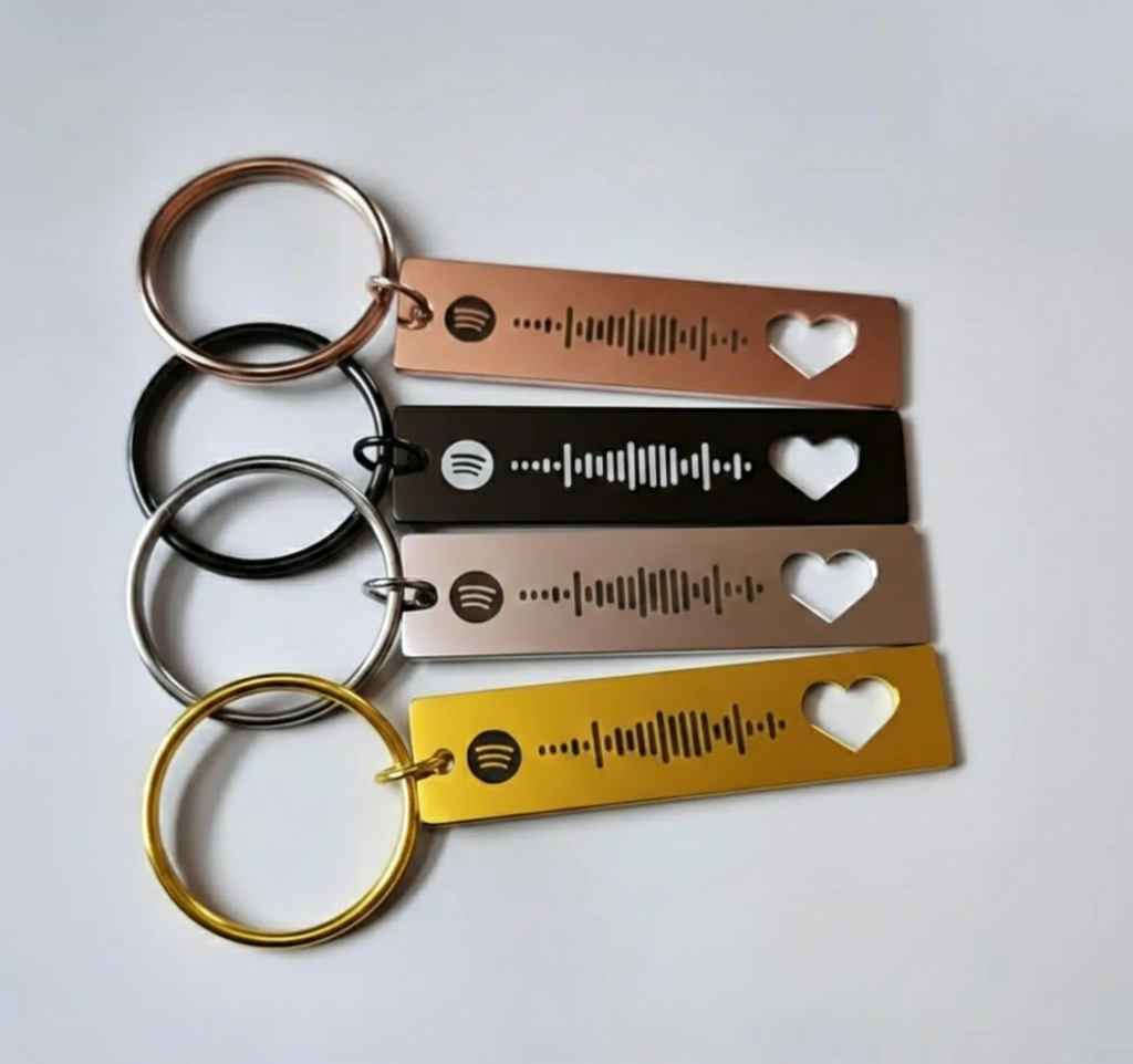 Personalised Scannable Heart Cut Keychain – engraved keyring, photo 2 of 4